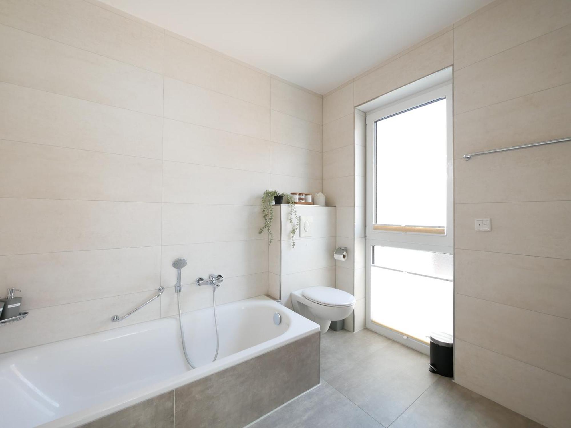 85Qm, Parkplatz, Zentral, Grosser Balkon, 2 Baeder Paderborn Exterior foto